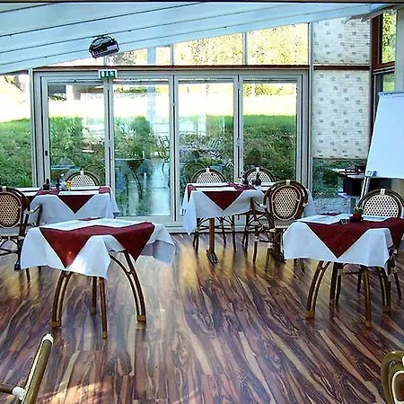 Bellevue Le Rocheray Hotel 3*