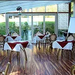 Bellevue Le Rocheray Hotel 3*